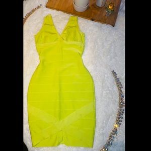 Beautiful Akira bodycon dress. Super flattering!